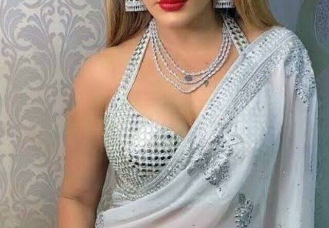 cropped-rakhi-sawant-hot.jpg